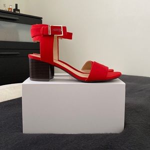 Unisa Heels size 8 W